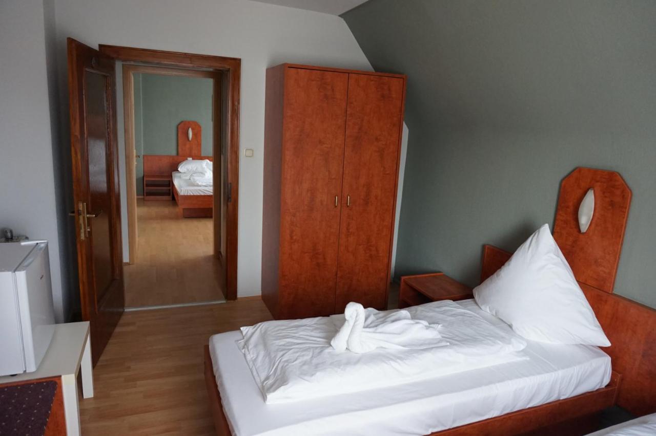 Hotel Bone To Salzgitter Exterior foto